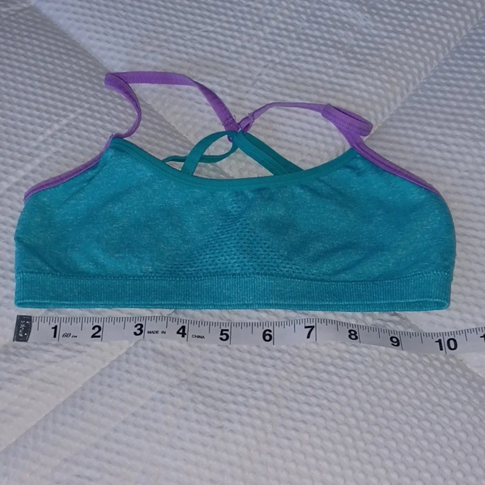 ☀️Bundle of 3 Size Small Sports Bras - Picture 8 of 10